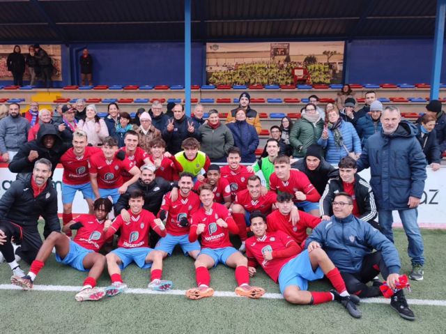 El pasado sábado acudimos junto al voluntariado de ACODIP a ver la victoria por 2-0 del Rayo Ibense frente al Roda, después de que varios jugadores y la nueva directiva vinieran al centro para invitarnos.
Muchísimas gracias @rayoibenseoficial por las atenciones recibidas y por hacer que nuestros chicos y chicas se lo pasaran tan bien.❤️💙
#voluntariadoacodip 
#rayoibense 
#futbol 
#deporte
#Ibi 
#inclusion